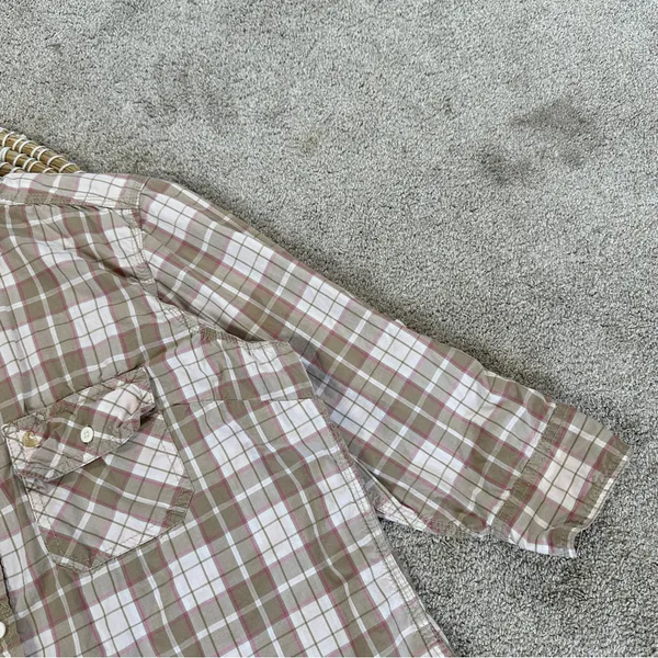 Carhartt Women’s Roll Tab 3/4 Sleeve Button Up Shirt Top Plain in Light Brown XL - Image 4