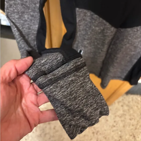 Lululemon Star Runner Pullover (First Release) black 4 - Image 10