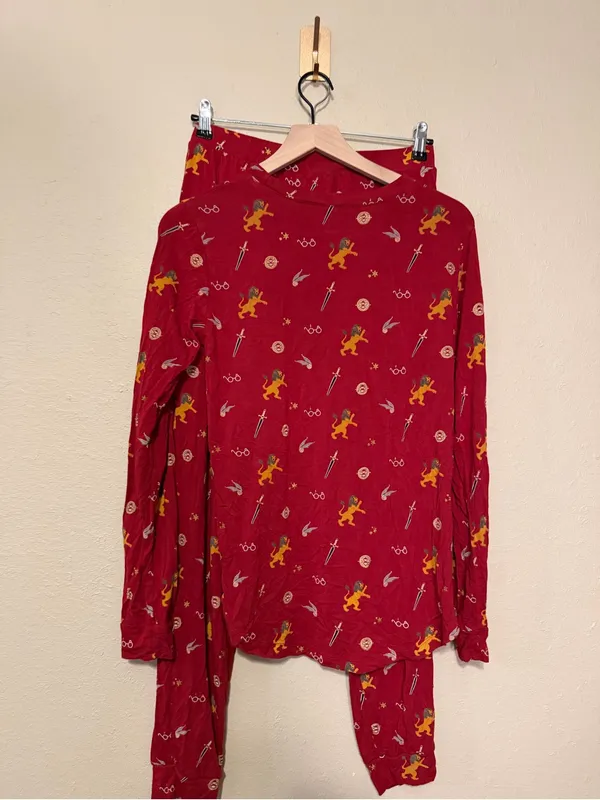 Kyte Baby Pajama Set Adult Unisex Gryffindor Harry Potter Size Small - Image 5