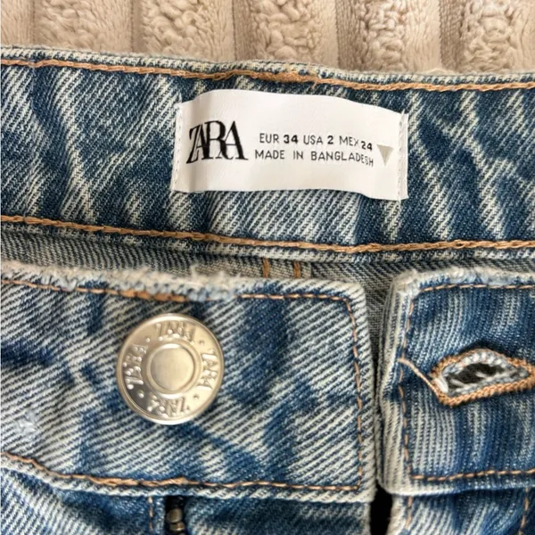 NWT Zara Classic Mom Fit Blue Denim Jeans - Image 4