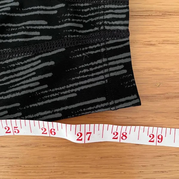 NIKE DRI-FIT Leggings. Women’s Size Small. Mesh & Unique Design. 28”. Like New! - Image 7