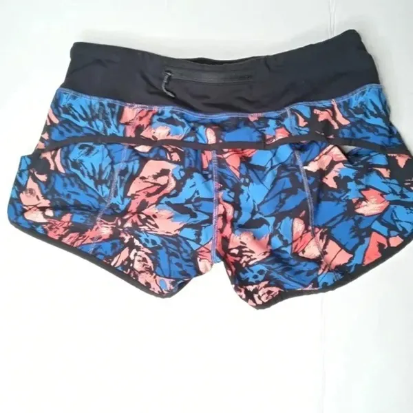 ✨ Lululemon Speed Short
Paint Storm Harbor Blue Multi / Black✨ - Image 11