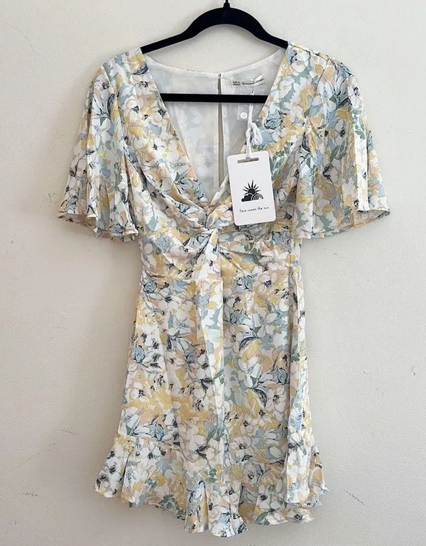 Selfie Leslie | Derby Twisted Dress - Image 5