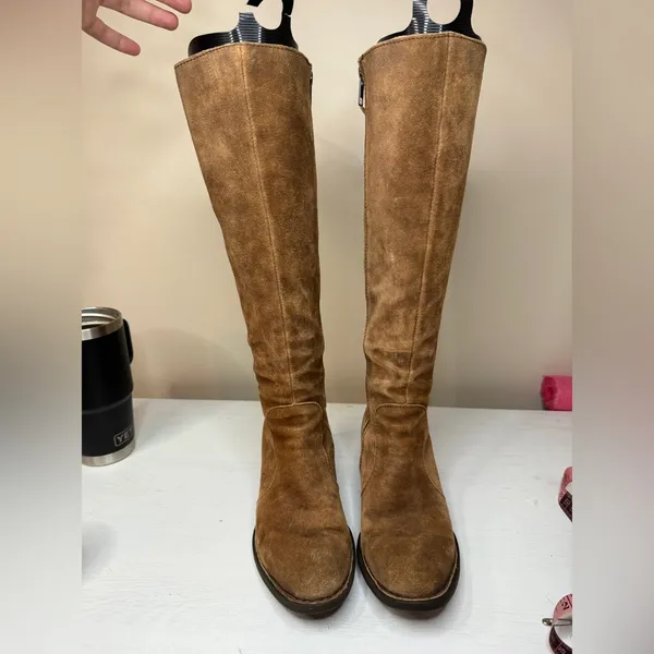 Born Women's Felicia Boot Size 7 M Tall Block Heel Brown Distressed Western Boho - Image 6