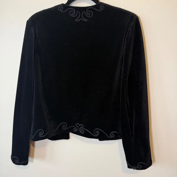 VTG 70's Black Velvet Soutache Embroidered Jacket Cropped Bolero size 18 Goth - Image 8