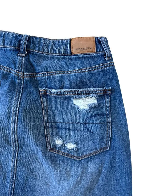 AMERICAN EAGLE Distressed Denim Skirt Size 6 - Image 3