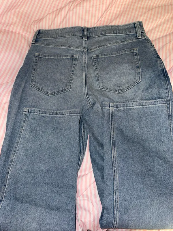 Hollister Jeans - Image 3