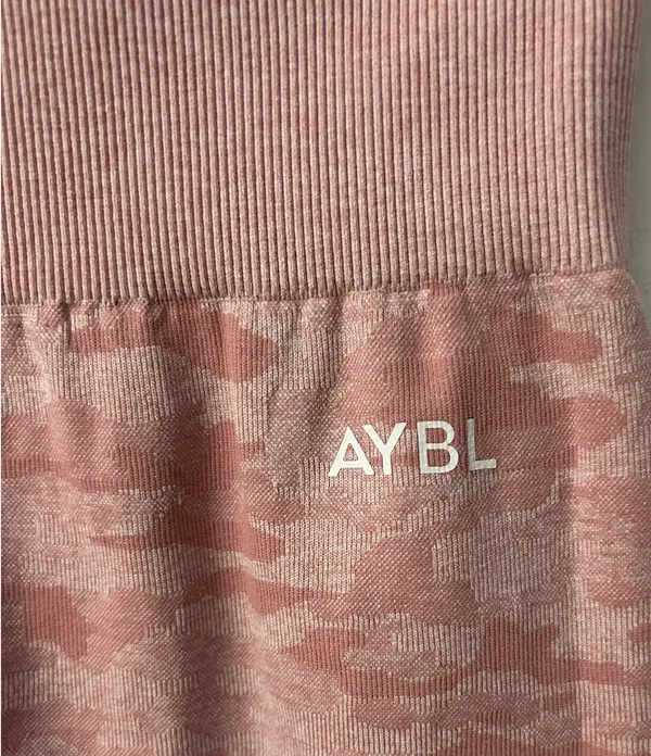 AYBL Seamless Shorts - Image 2