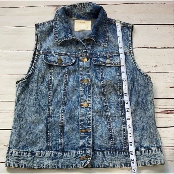 Forever 21 Life in Progress 80’s Inspired Acid Wash Denim Vest Size Medium - Image 10
