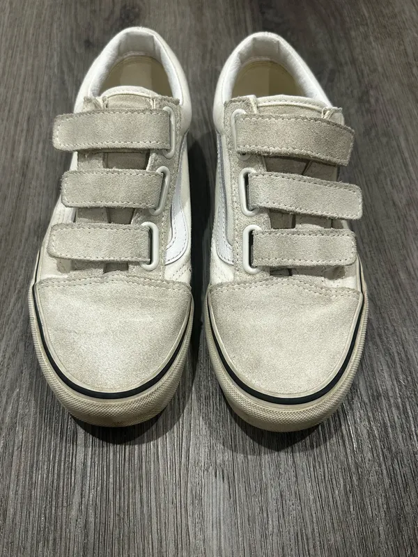 Vans Women’s Shoes - Image 2