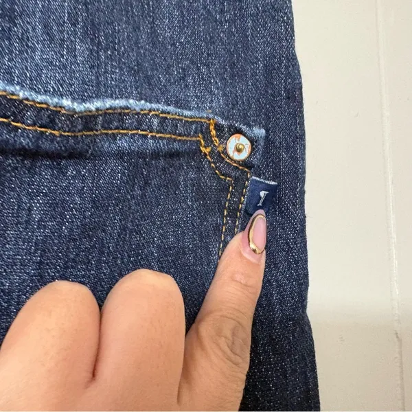 Pilcro The Bow Boyfriend Jeans Anthropologie Dark Wash Distressed Size 31 - Image 9