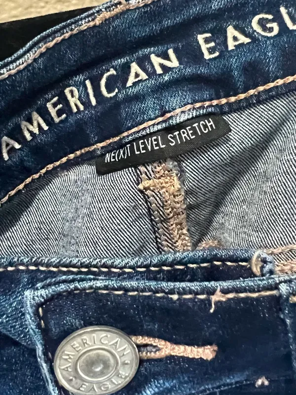 American eagle Distressed High-Rise‎ Denim Shorts - Blue mini shorts size 4 - Image 2