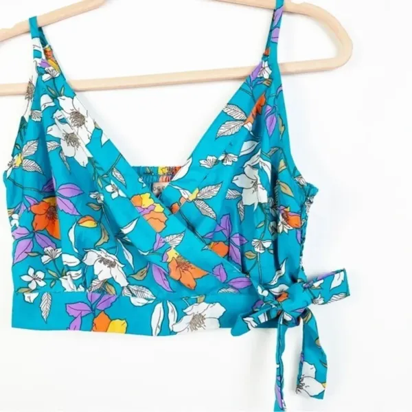 OG COLLECTIVE Floral Summer Crop‎ Top Size Medium - Image 3