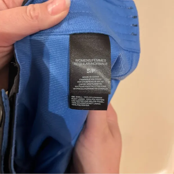 The North Face High Rise Thermoball Snow Pants - Image 10