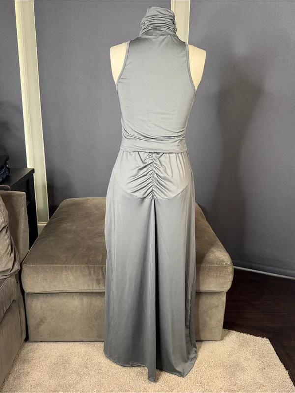 Women’s Sleeveless Grey Turtleneck Top and Matching Skirt Set Size S NEW - Image 2