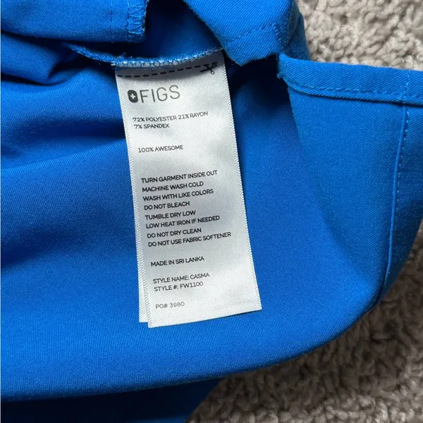 Figs‎ Women's Casma Three-Pocket Royal Blue Scrub Top - Image 3