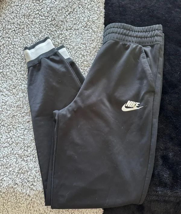 Nike Joggers - Image 4