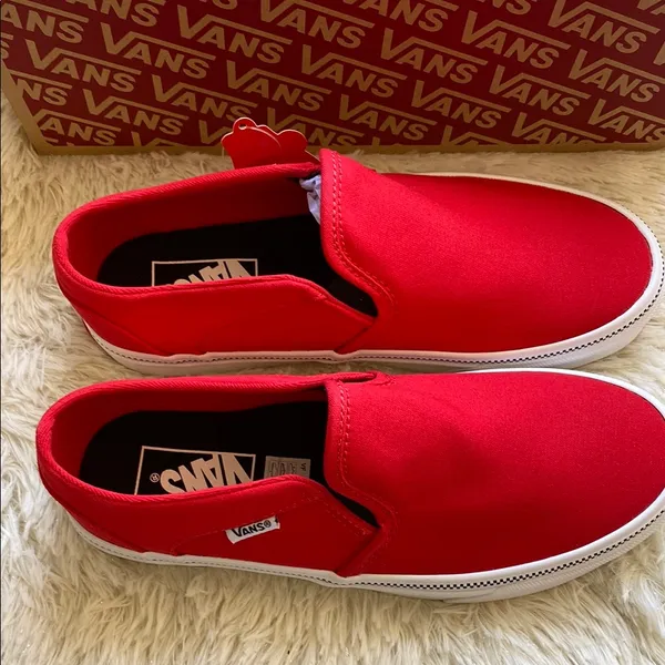 NWT Asher Vans Red Classic Slip-On Sneakers - Image 3