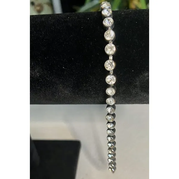 Vintage 7.5” Rhinestone Crystal Tennis Bracelet‎ w cup settings - Image 2