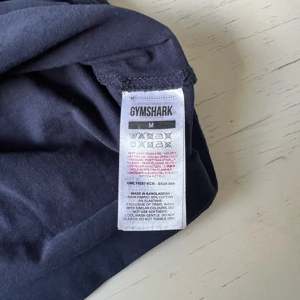 Gymshark Womans White Logo Long Sleeve Tee Size Medium‎ Navy Blue Workout - Image 3