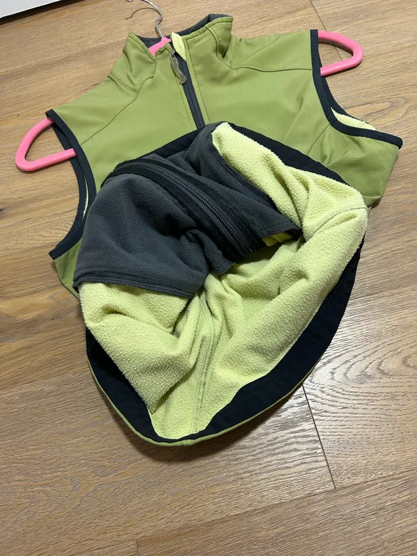 REI Women’s small fleece shell vest - Image 7
