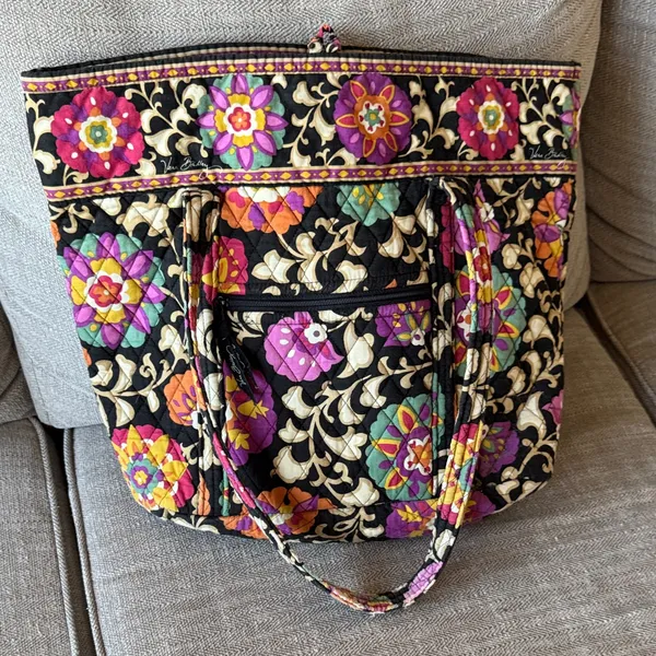 Vera Bradley Black and Pink Floral Tote - Image 8