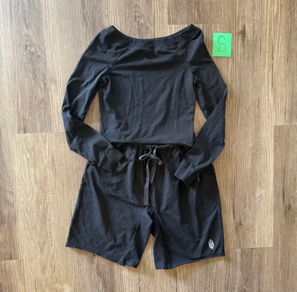 FP Movement by Free People Hot Shot Easy Set NWOT Small Black - Image 3