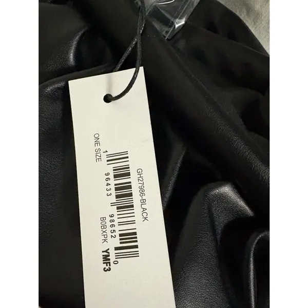 NWT The Drop womens Shanae Scrunch Bag With Drawstring Closure Black - Image 6