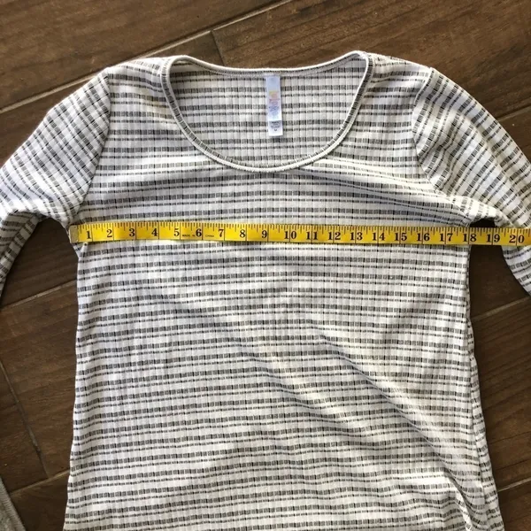 Striped Tunic top Lularoe Size‎ Medium - Image 7