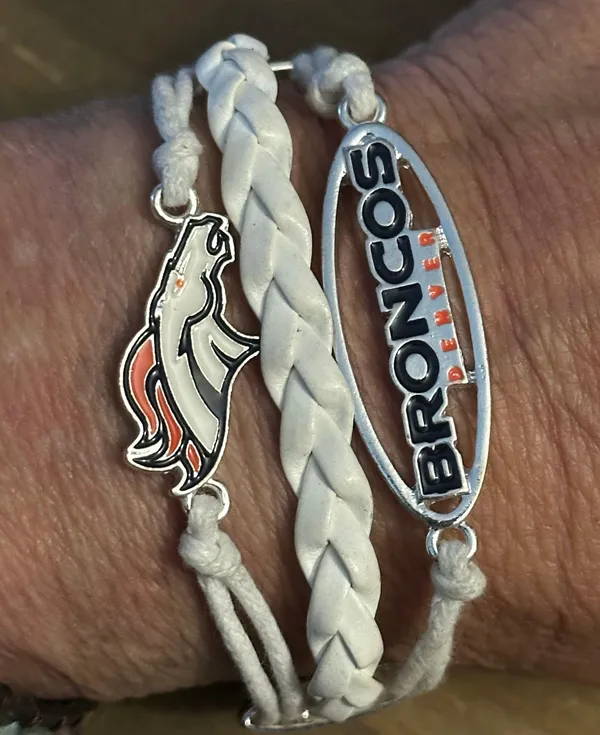 Denver Broncos Multi Strand Leather Bracelet White - Image 3