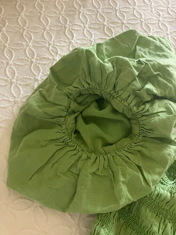 Revolve Green Puff Sleeve Top - Image 4