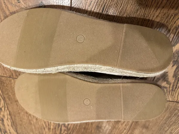 Time & Tru Slip on shoes - Image 3