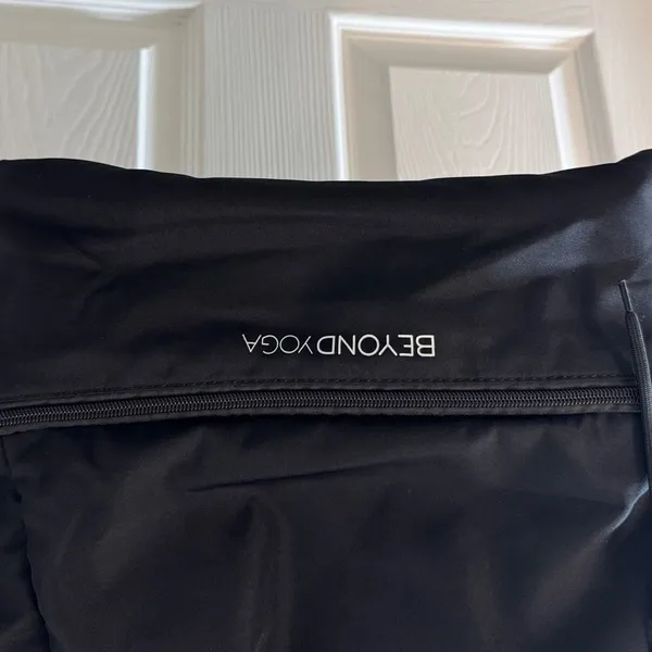 Beyond Yoga Black Convertible Drawstring Tote - Image 2