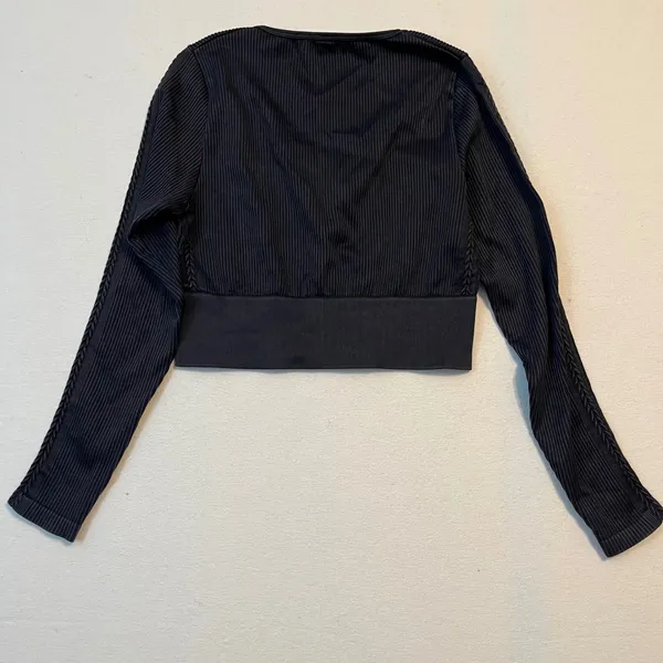 OFFLINE by Aerie Ribbed Yoga Crop Top L Black Square Neck Athletic Workout - Image 5