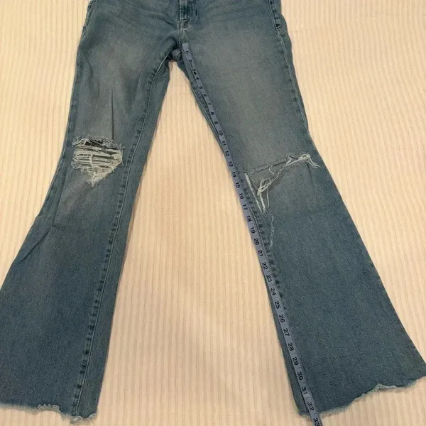 Good American Womens Denim High Rise Jeans Bootcut Distressed Size 8/29 RN151301 - Image 9