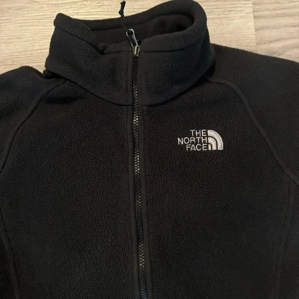 North Face black fleece Osito jacket women’s size Medium - Image 2