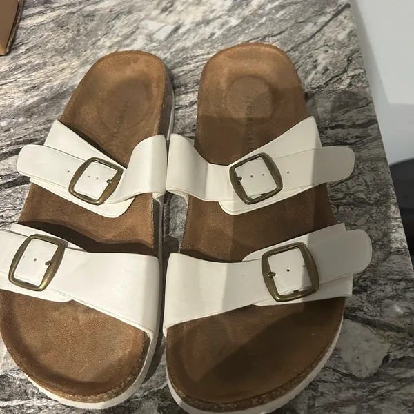 Aeropostale White Sandals with Buckles - Image 3