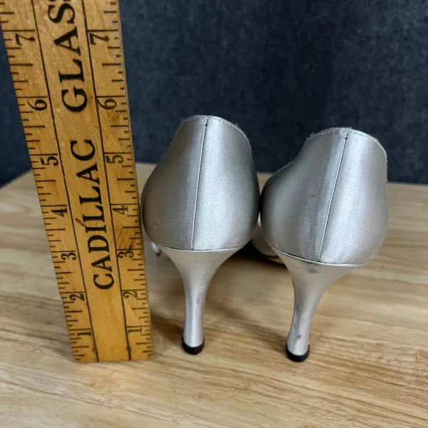 Manolo Blahnik Silver Satin Crystal Buckle Peep Toe d'Orsay Pumps Size 36.5 - Image 6