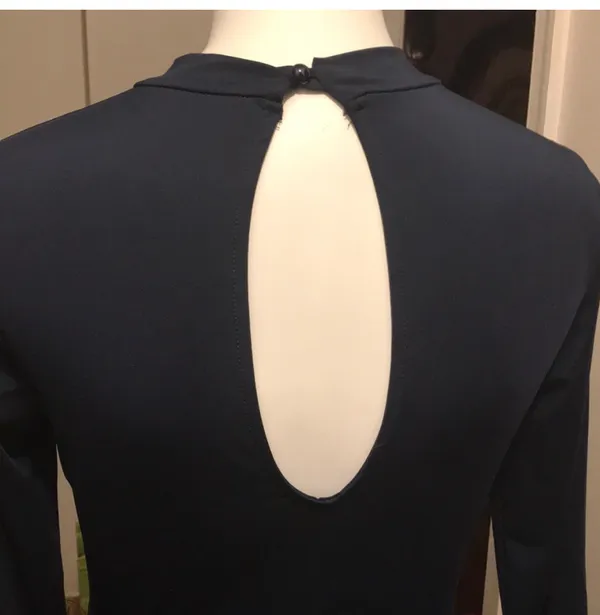 Size medium navy blue one piece jumper Size L - Image 4