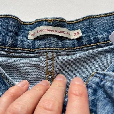 Levis Mile High Cropped Wide Leg Blue Button Fly Jeans Size 28 - Image 5