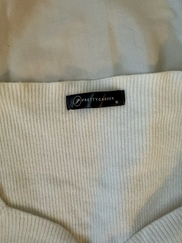 Pretty Garden White Ribbed Sweater - Image 8