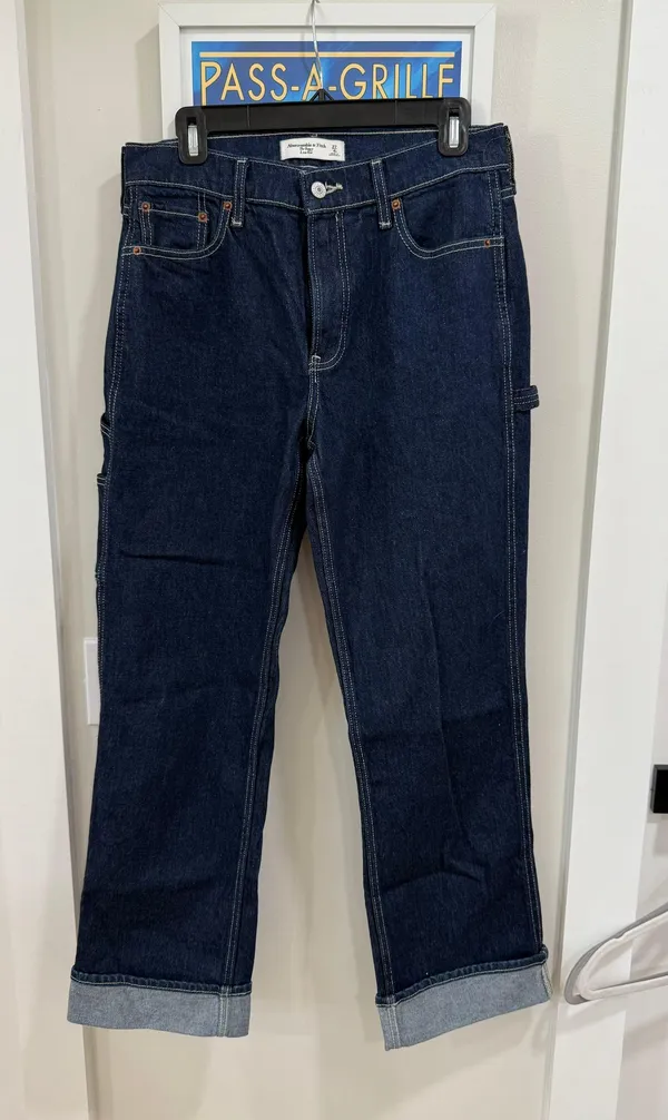 Abercrombie Baggy Low Rise Jeans - Image 5
