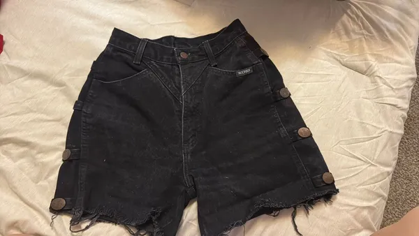 Rockies Rocky Mountain Vintage jean shorts - Image 4