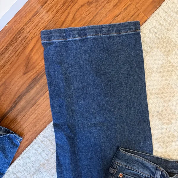 NWT GAP Wide-Leg High-Rise Jeans in Deep Blue - Image 6
