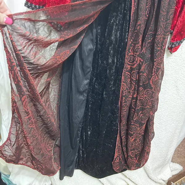 Gothic Medieval Renaissance Dress One Size Red Black Velvet Fantasy Costume Gown - Image 9