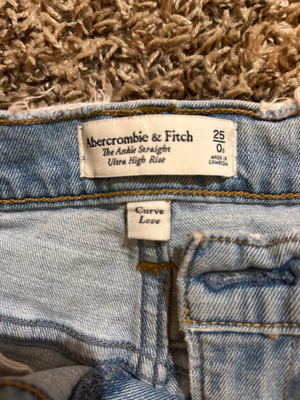 Abercrombie and Fitch Ultra high rise skinny Jeans - Image 3