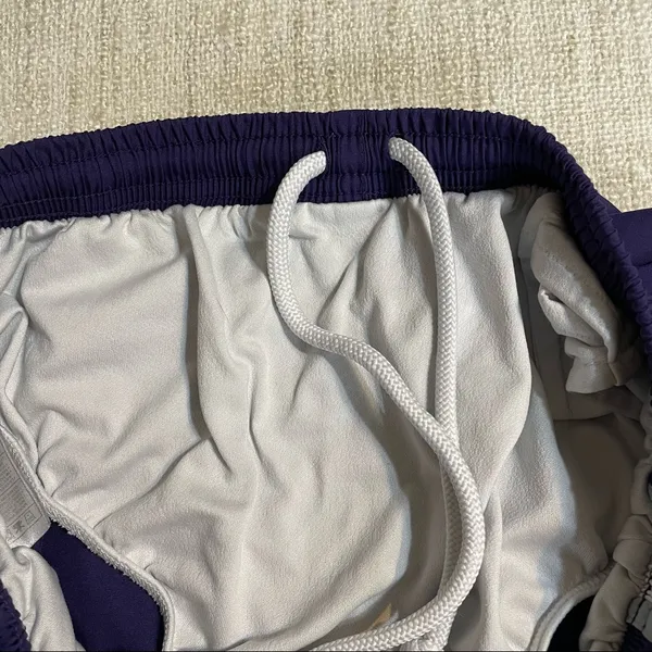 Nike Women’s Team Shorts - Image 9