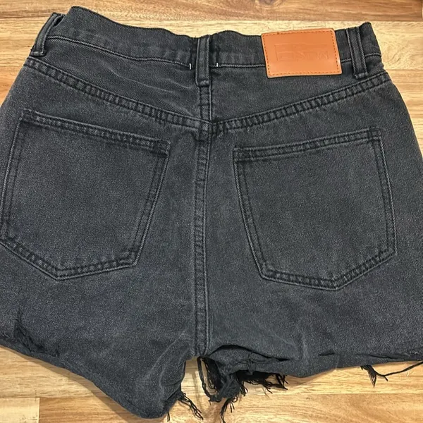 Princess Polly Black Denim Shorts - Image 6