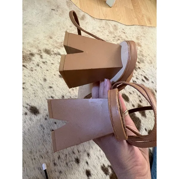 ALOHAS Cactus Heel In Camel Brown Size 40 US 9 Chunky Heel - Image 5