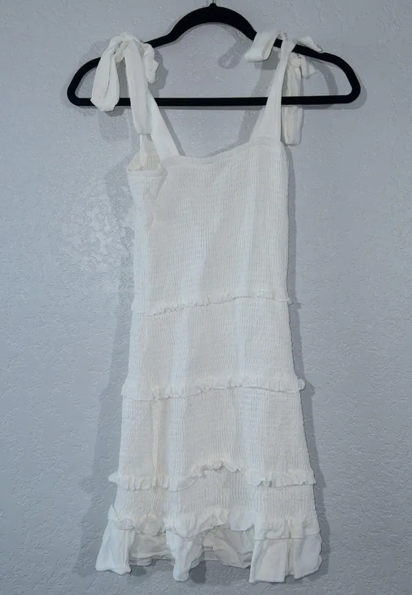 O.Vianca White Smocked Tie Shoulder Mini Dress Size Medium - Image 8